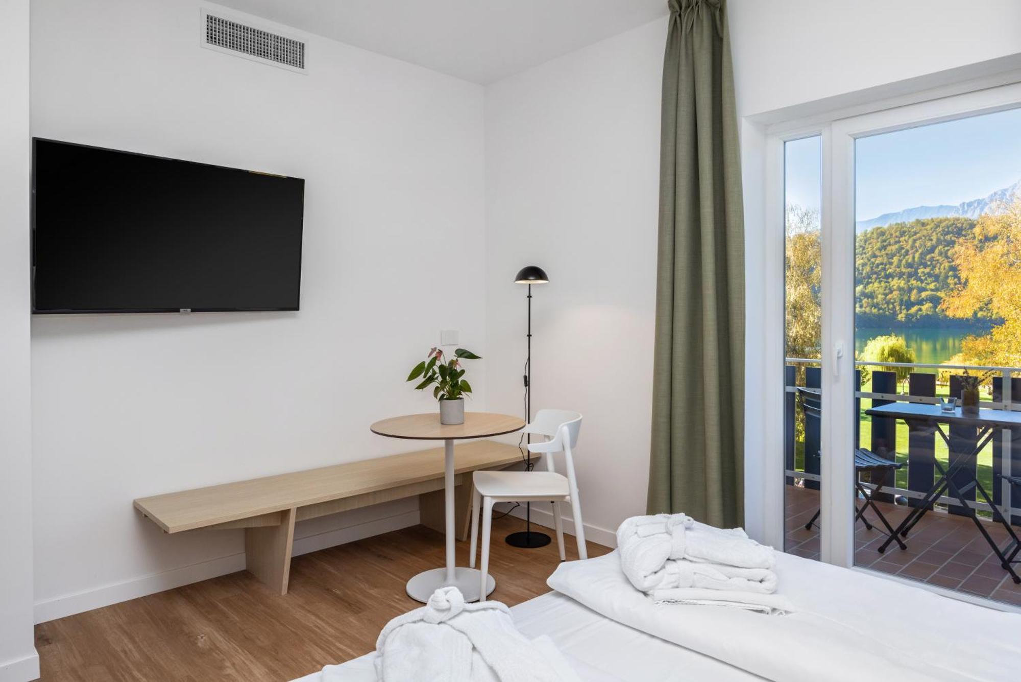 Hotel Al Sorriso Greenpark & Wellness Левико Терме Стая снимка